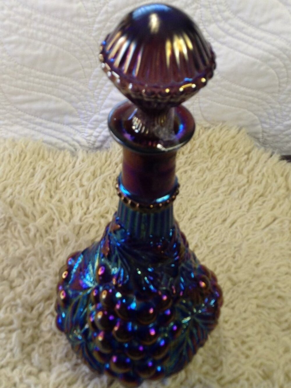 VTG Imperial Grapes Carnival Glass Amethyst Wine Decanter/Stopper Old Timey Chic